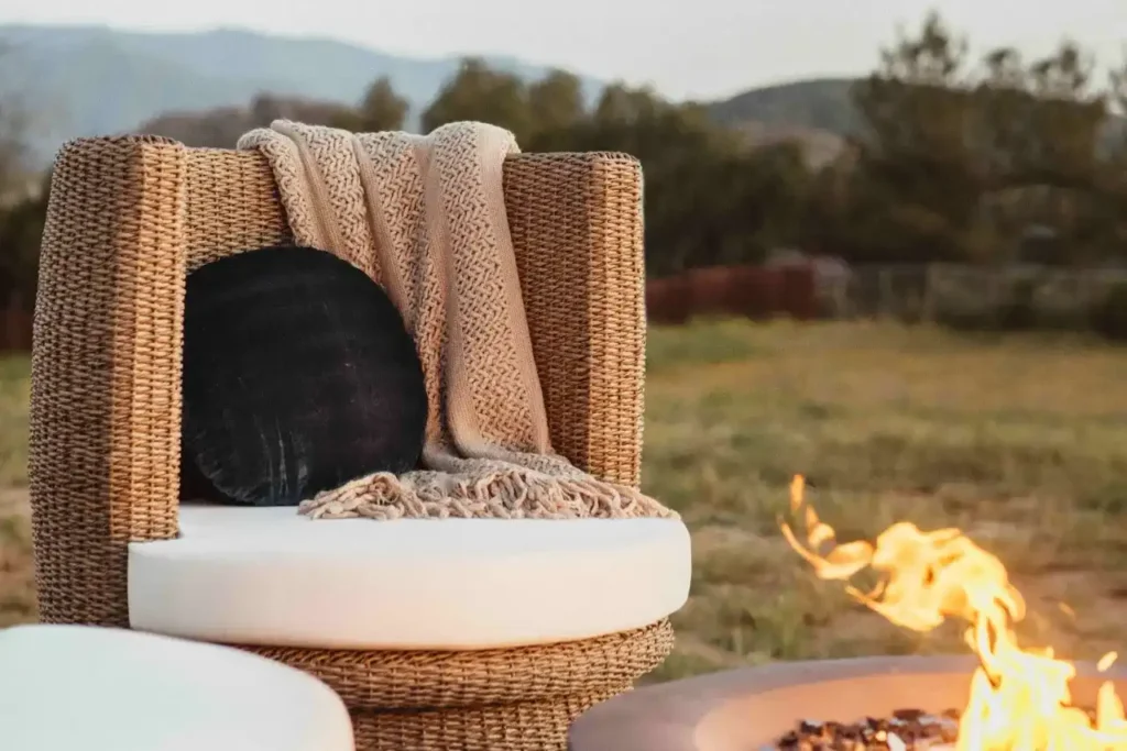 Elegant outdoor sofa by Caluco